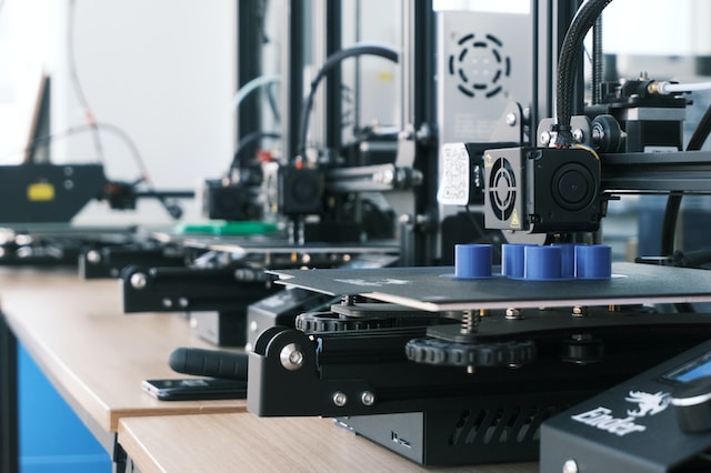 From Prototyping to Production: Scaling with Online 3D Printing